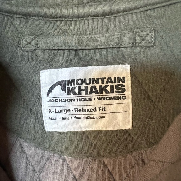 Mountain Khaki Men’s Olive Green Quilted Quarter Zip Pullover - Picture 2 of 2